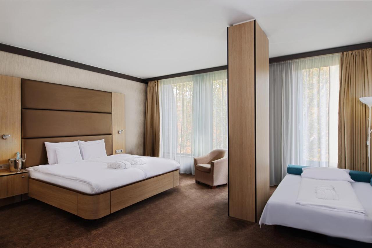 Portobello Wellness & Yacht Hotel Esztergom Eksteriør billede
